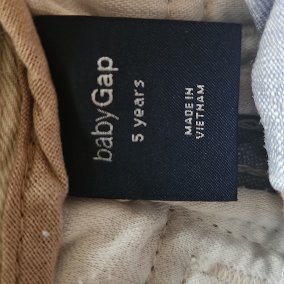 Baby Gap girls light wash pants/capri with adjustable straps size 5 - Picture 2 of 8